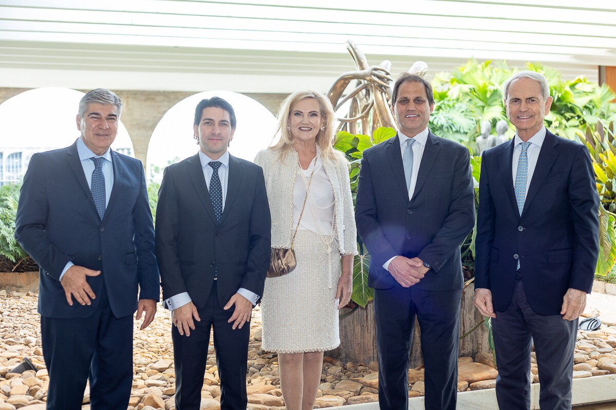 Miguel Jabour, Cristiano Araujo, Ivonice Campos, Paulo Sérgio Niemeyer e Paulo Octávio