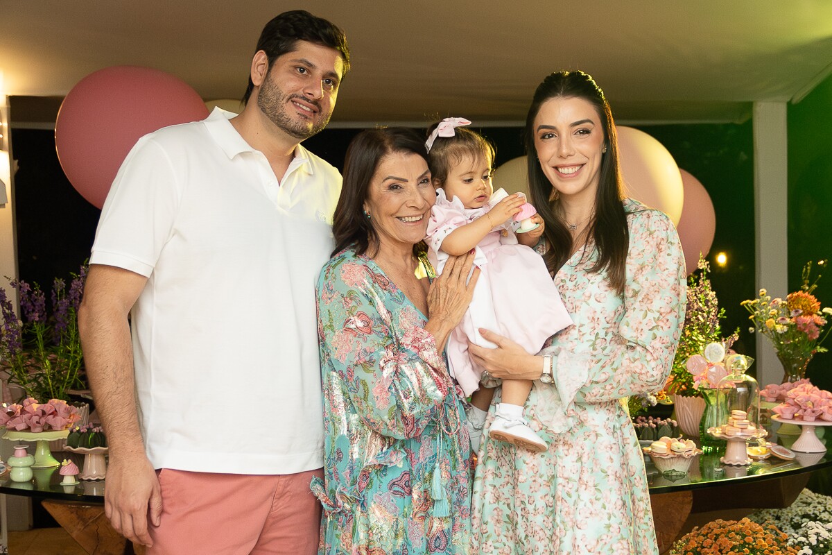 Paulo Victor Jabour, Alba Vasconcelos, Maria Fernanda e Marcella Vasconcelos