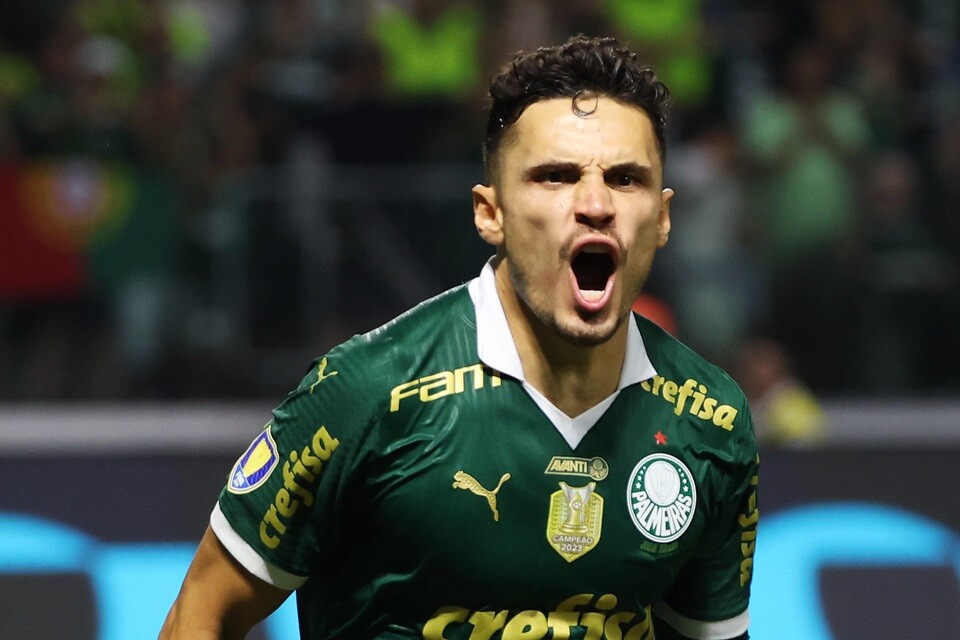 Raphael Veiga fez o primeiro gol do Palmeiras na grande decisão do Paulistão