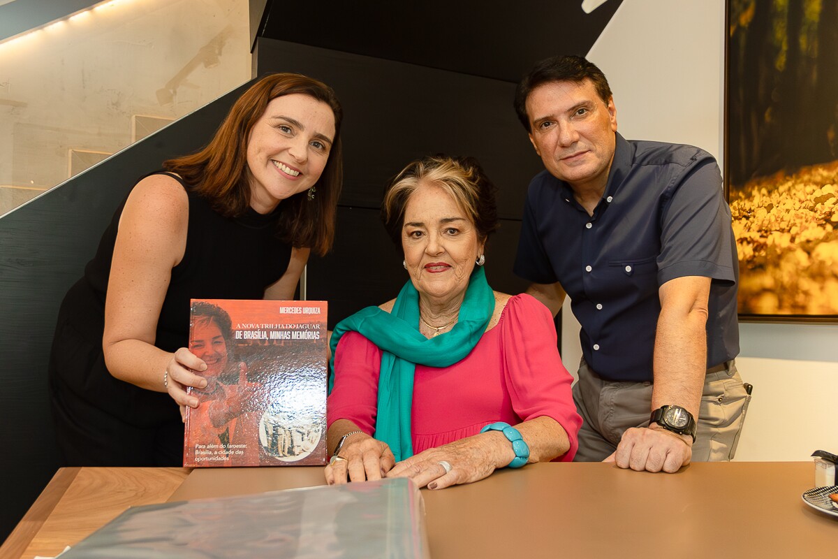 Valeska Kouzak, Mercedes Urquiza e Elie Chidiac