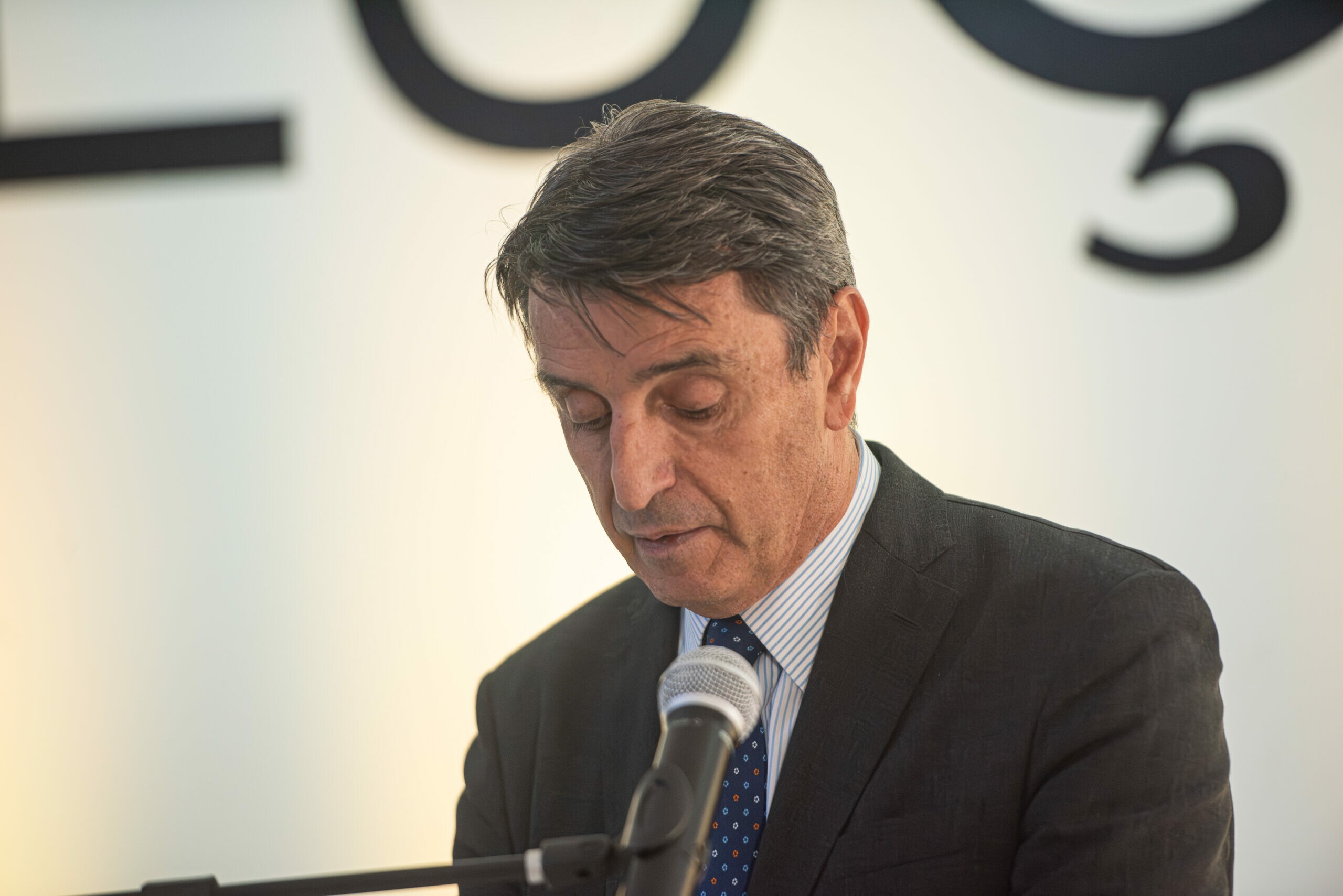 Embaixador italiano Alessandro Cortese
