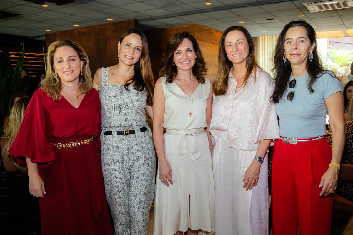 Luciana Botelho, Letícia Aspesi, Luciana Pep, Cynthia Aspesi e Patrícia Barroso