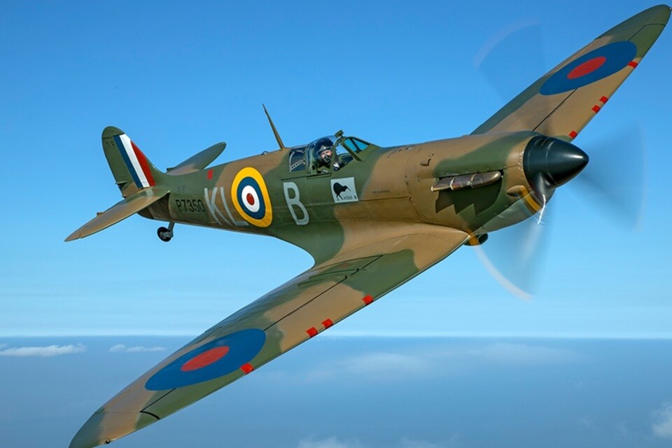 O icônico Spitfire foi fundamental para derrotar os ataques aéreos da Luftwaffe durante a Batalha da Grã-Bretanha em 1940
