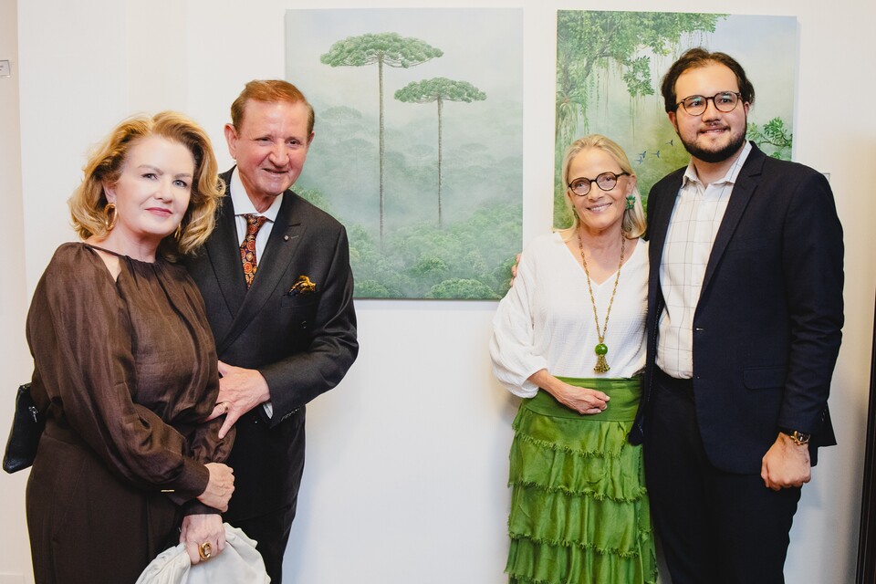 Galeria de artes inaugura com exposição da artista e princesa