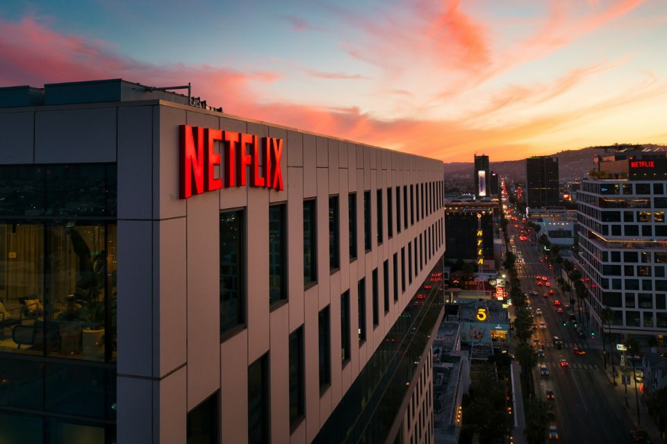 Netflix entra para o ramo gastronômico? Empresa lança pipocas