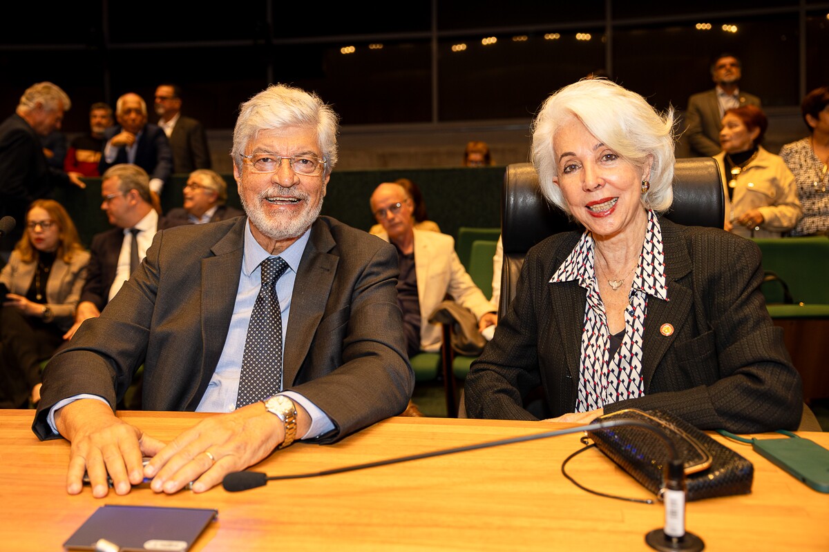 Embaixador Sérgio Moreira Lima e Natanry Osório