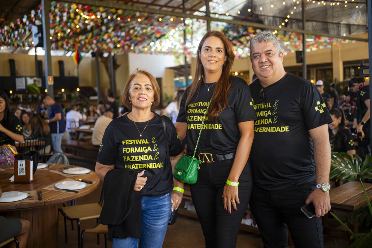 Lourdes Helena Coutinho, Cleide Coutinho e Júlio Coutinho