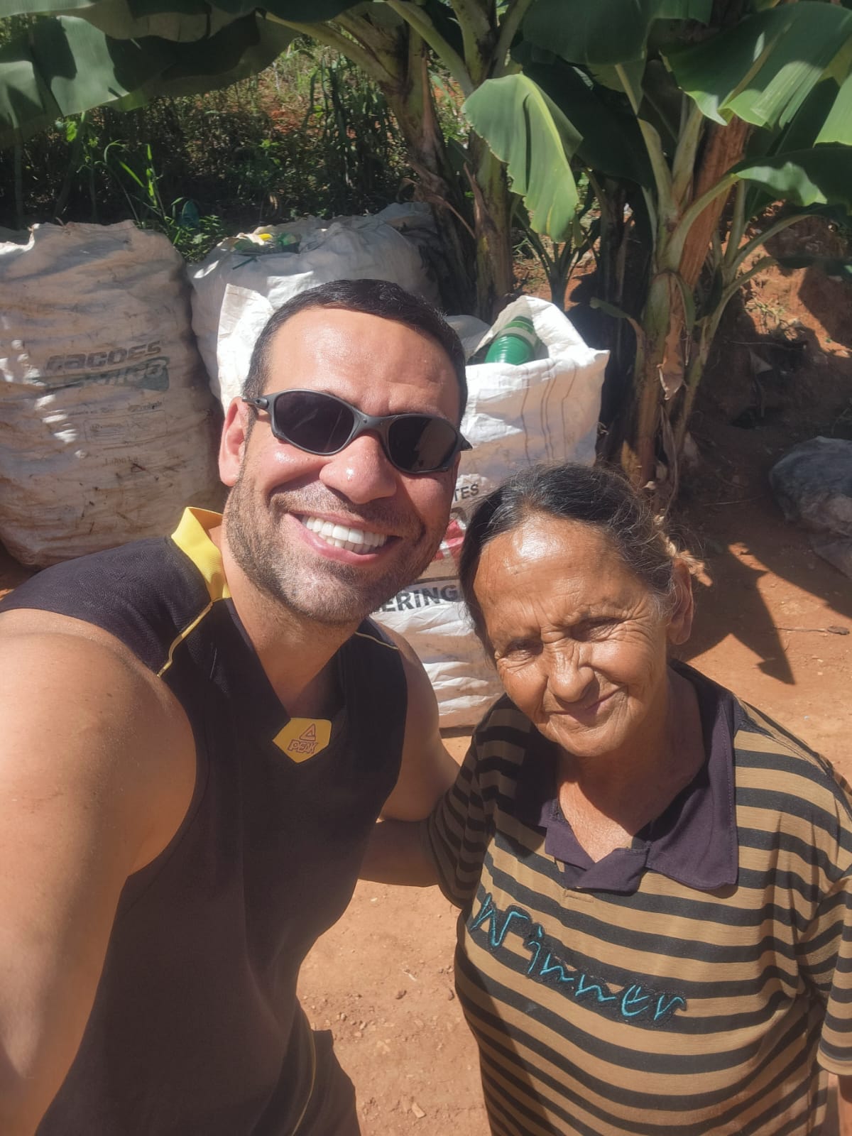 Lar da Bondade - MC Bockaum e dona Lourdes