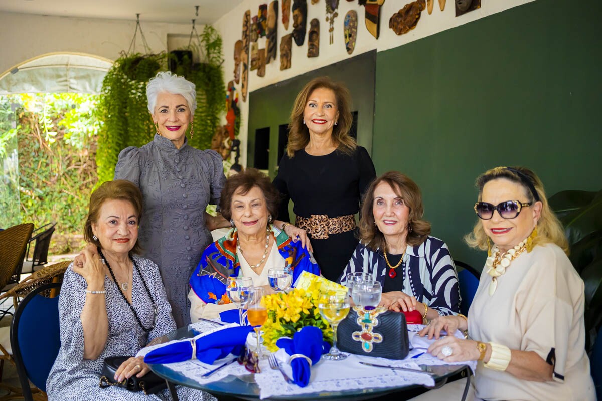 Marly Nogueira, Jane Godoy, Anna Maciel, Leinha Soares, Marizalva Campelo e Maria Inês Nogueira