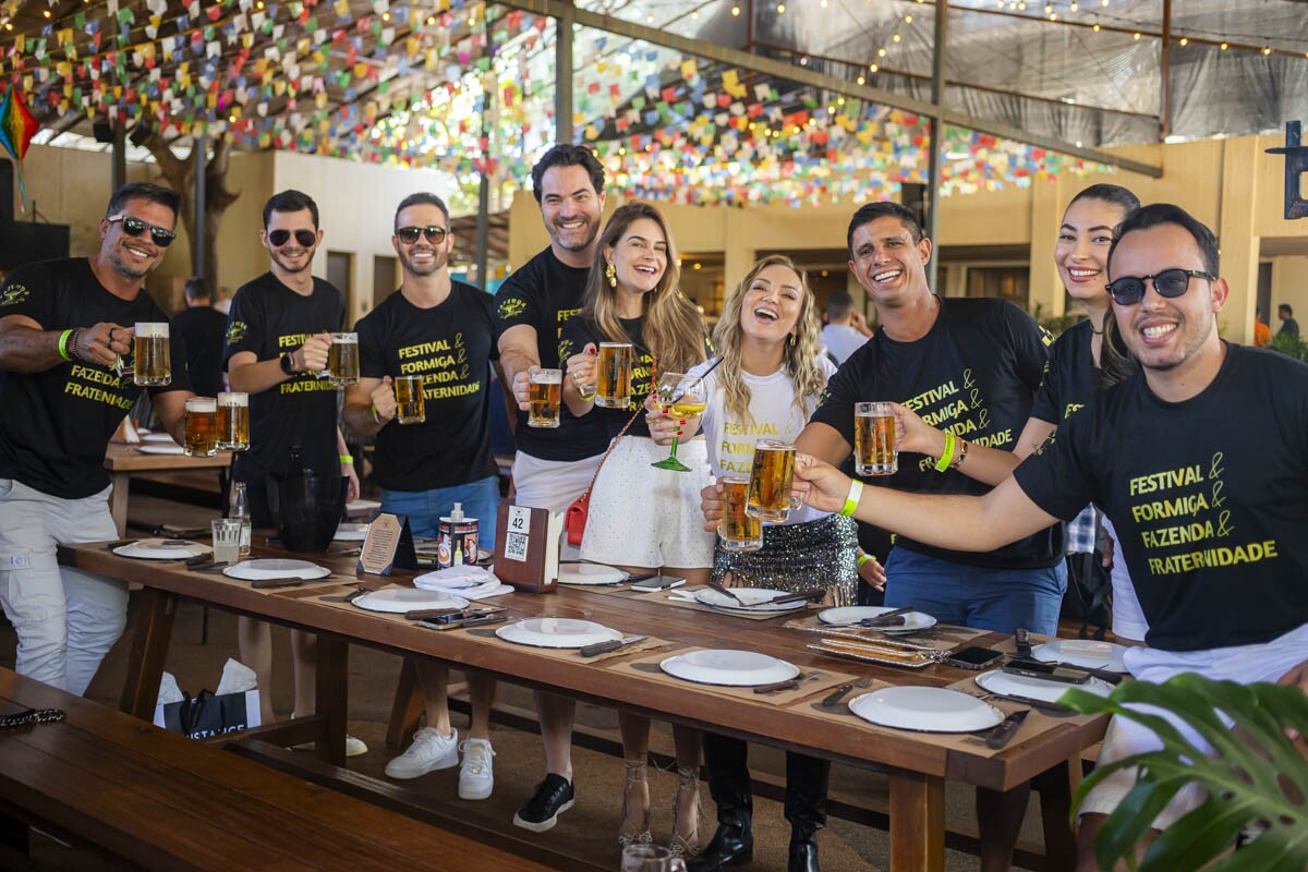 Roderico Manso, Leonardo Rolim, Erisson Pimenta, Robson Crepaldi, Gabriella Basile, Camila Formiga, Bruno Gomes, Kassya Dias e Ciro Bernardino