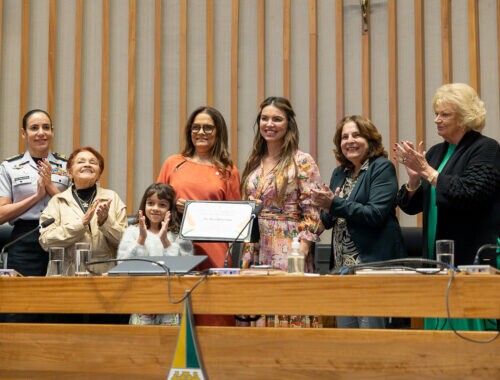 Sessão Solene de Outorga de Título de Cidadã Honorária de Brasília Ana Dubeux