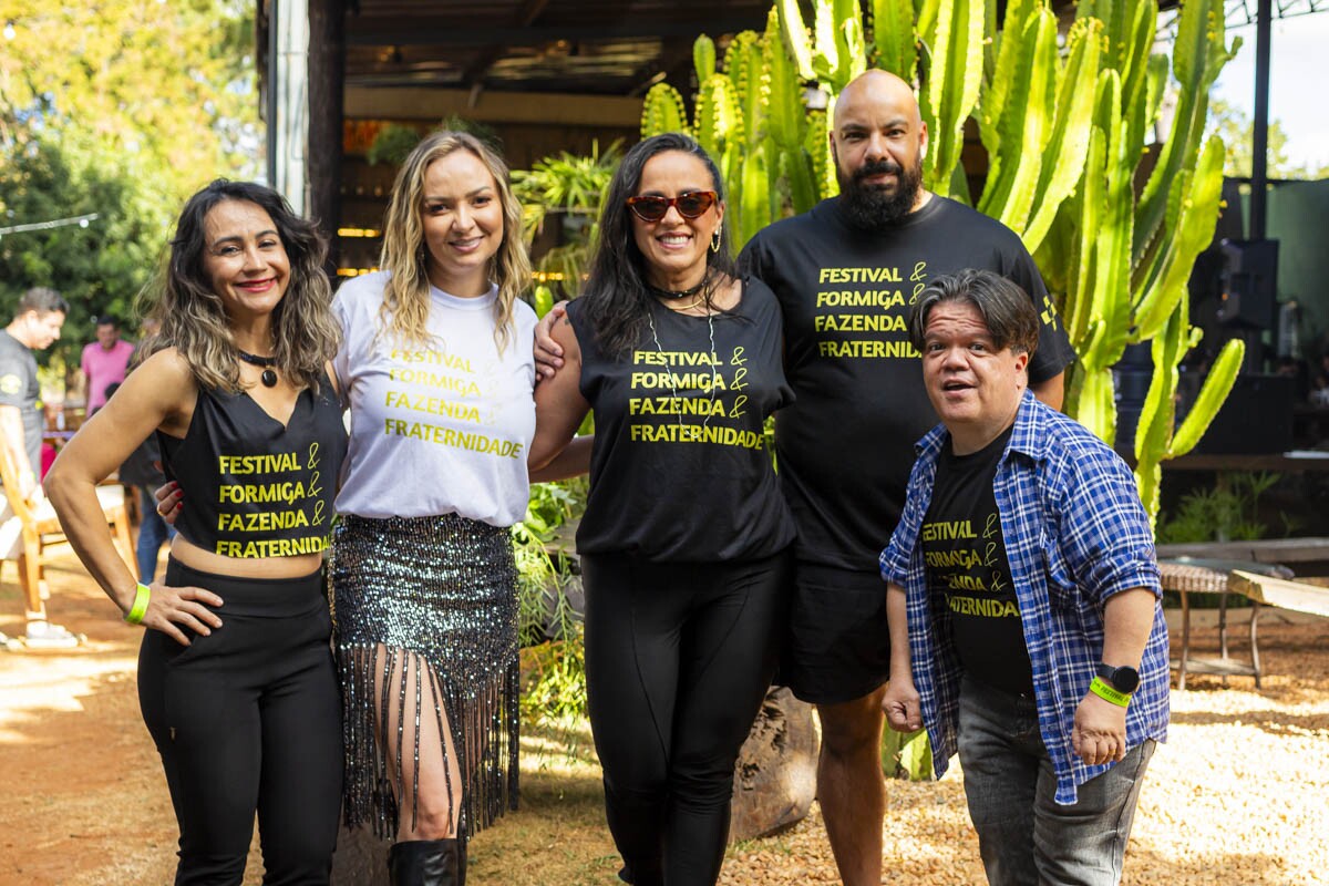 Vescijudith Fernandes, Camila Formiga, Izabely Cavalcante, Daniel Carvalho e Ricardo Elias