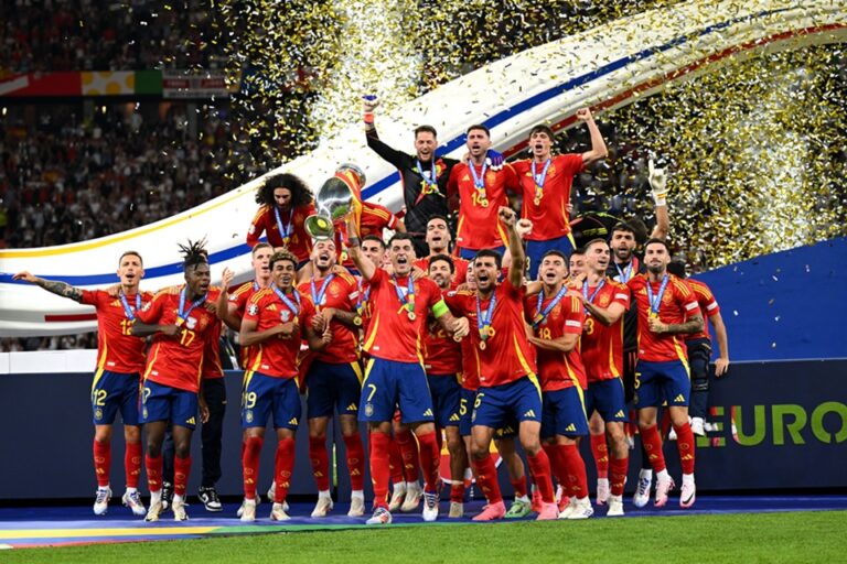 A Espanha conquistou o título da Eurocopa pela quarta vez na história