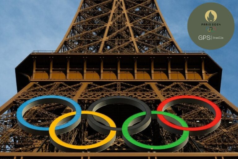 Anéis olímpicos na Torre Eiffel - reprodução X