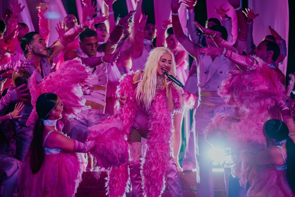 Alta Moda de Dolce & Gabbana começa com show de Christina Aguilera e presenças VIP