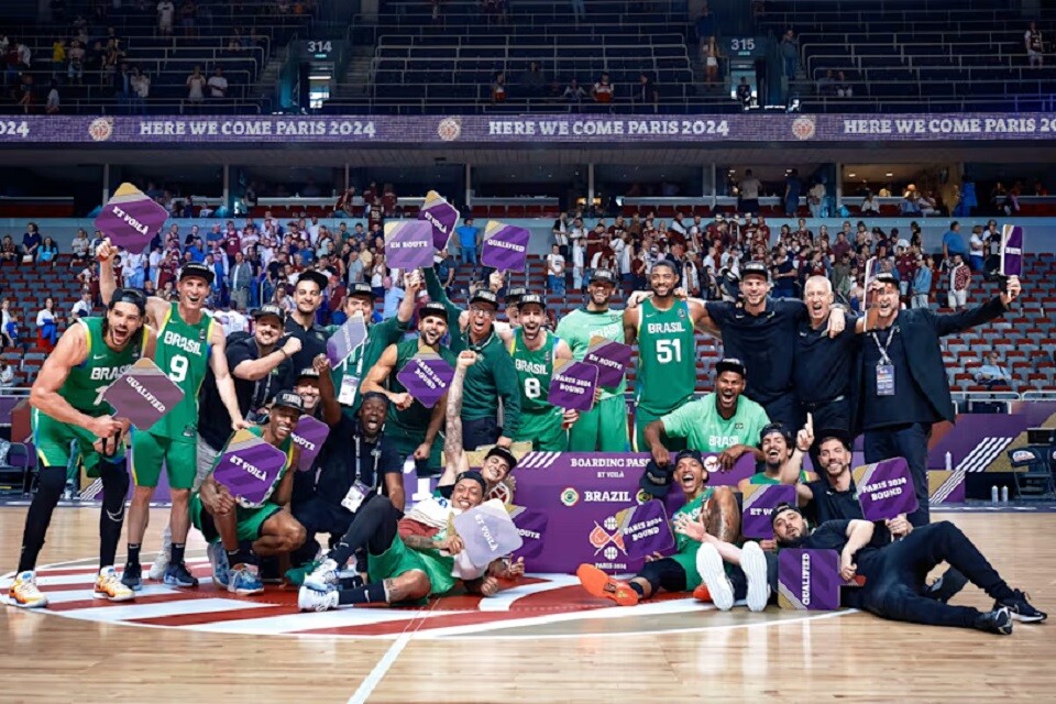 Classificado, o Brasil caiu na chave de França, Alemanha (atual campeã do mundo) e Japão | Foto: FIBA