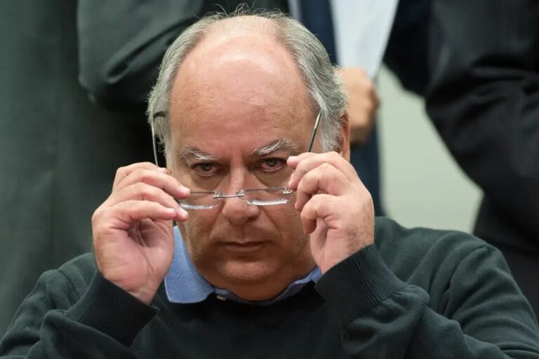 Ordem de prisão de Renato Duque foi emitida pela justiça criminal do Paraná