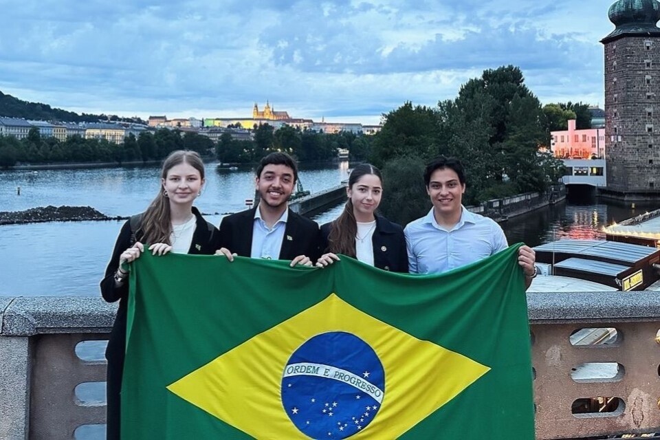 Renata Castilho, Vitor Cezario, Halytza Dutra e Luiz Arns - reprodução Instagram