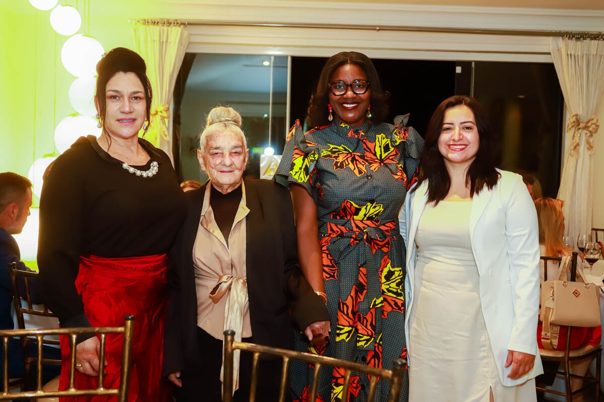 Rose Borges, Maria Clara Faria, Julie-Pascale Moudoute-Bell e Lisia Lima Campos