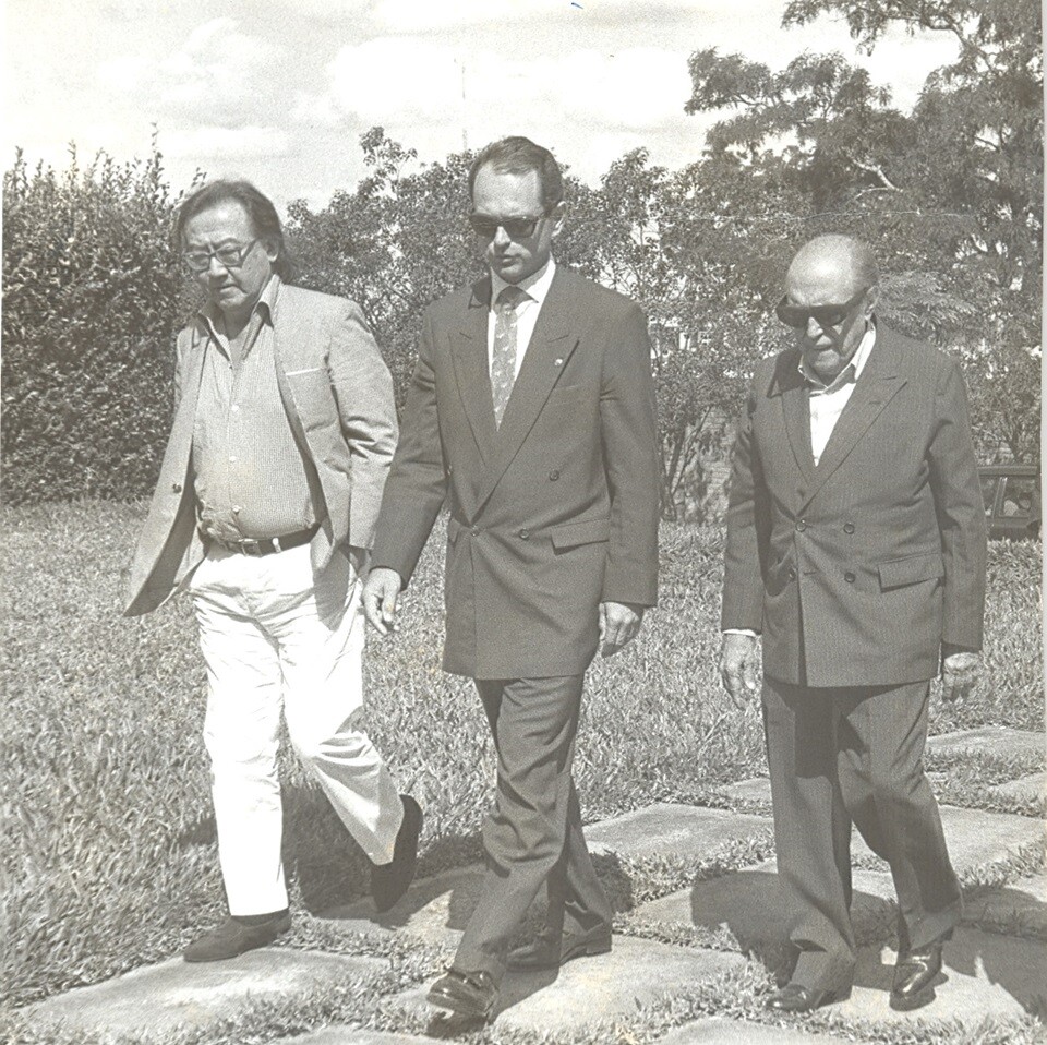 Ruy Ohtake, Paulo Octávio e Oscar Niemeyer em visita aos locais previstos para Brasília 2000