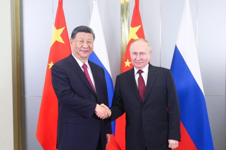 Xi Jinping e Vladimir Putin se reuniram nesta quinta-feira, no Cazaquistão