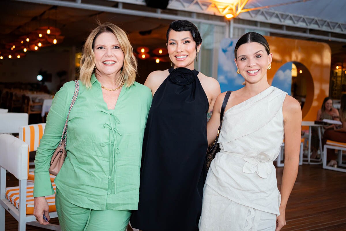 Adriana Tupinambá, Agatha Silvestre e MarianaTupinambá