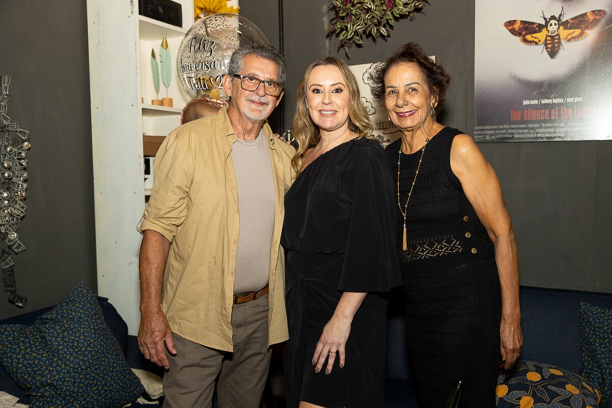 Aldecio Almeida, Tati Pinardon e Regiane Costa