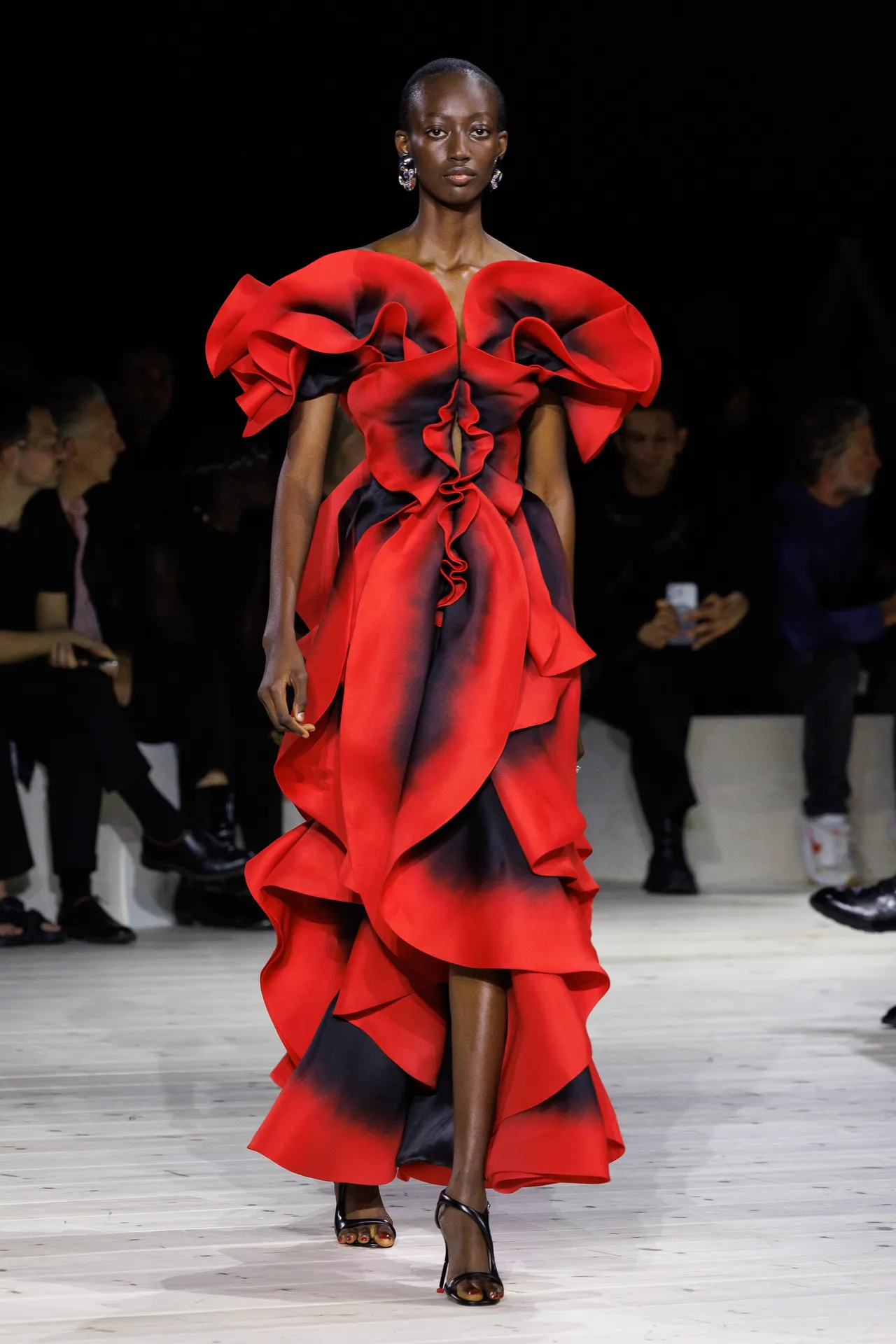 Alexander McQueen primavera-verão 2024 ready-to-wear