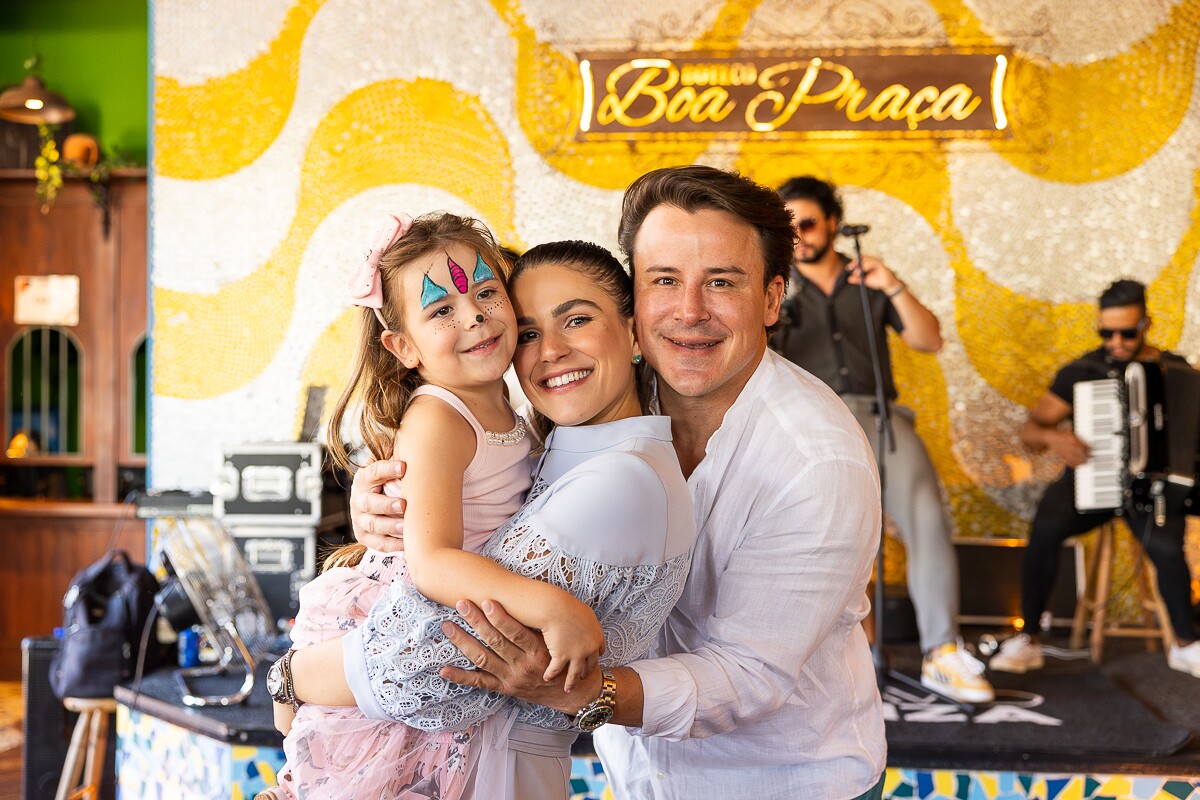 Bella, Amanda Sedlmayer e Marcelo Sedlmayer