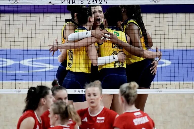 Brasil segue como favotrito no torneio de vôlei feminino | Foto: Alexandre Loureiro/ COB