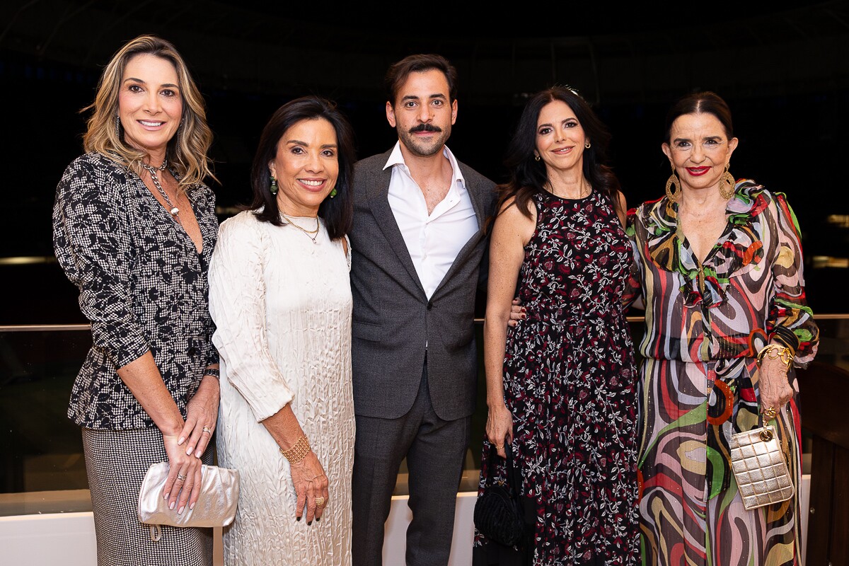 Caetana Franarin, Eliane Martins, Agustin Roca, Soraia Tupinambá e Moema Leão