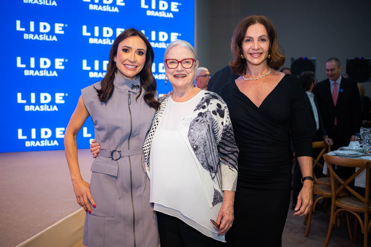 Carol Mendes, Cláudia Pereira e Paula Santana