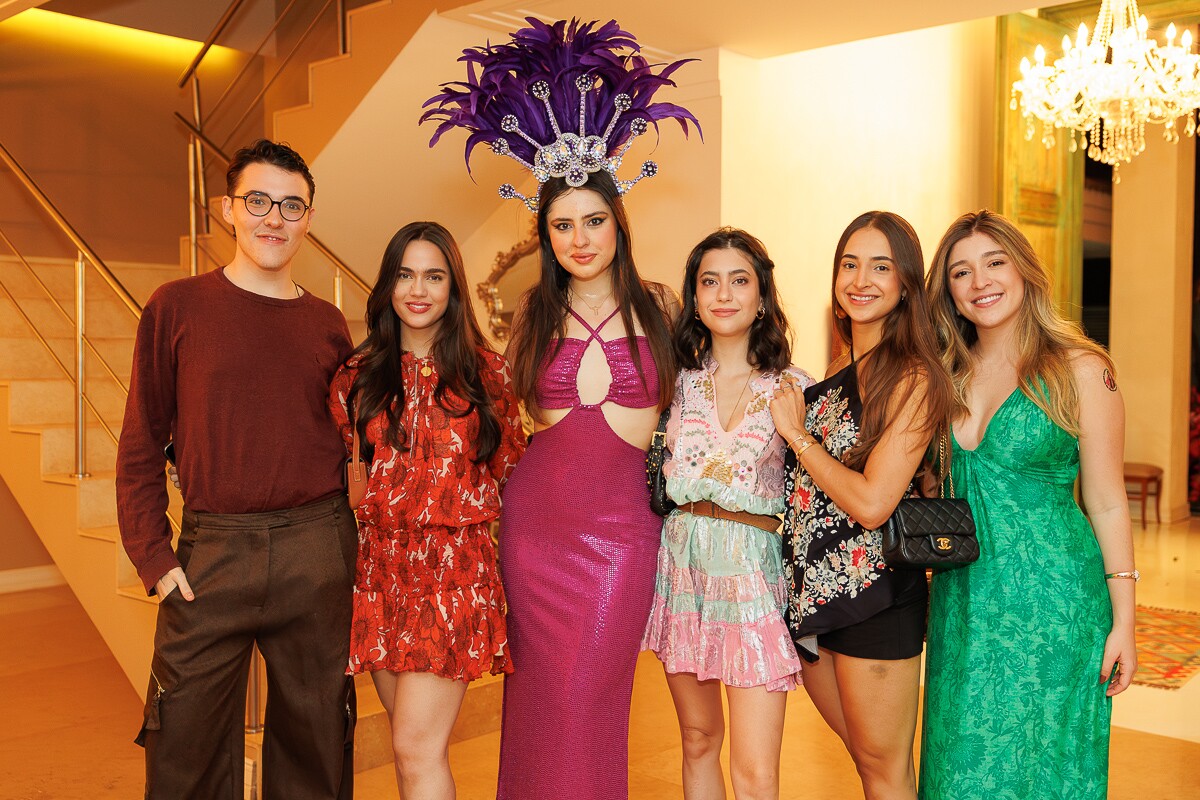 Daniel Melo e Giovanna bambirra, Maria Luíza Baracat, Maria Luíza Pimentel e Clarice Abreu