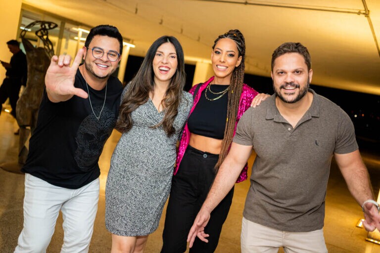 Eldo Gomes, Bárbara Lins, Cris Marques e Dudu Carlin