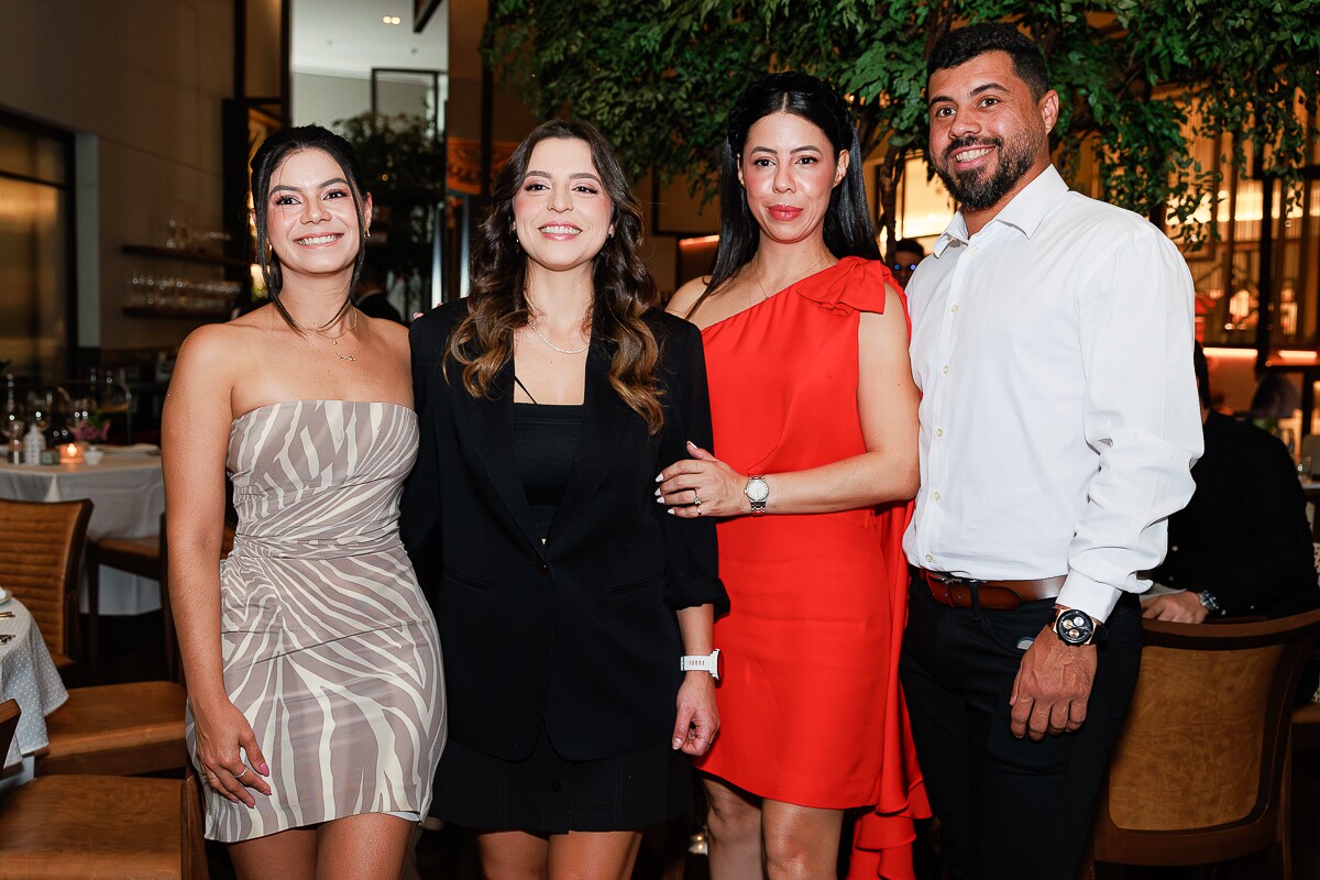 Gabriela França, Fernanda Bellaniza, Brunna Galbraith e Fernando França