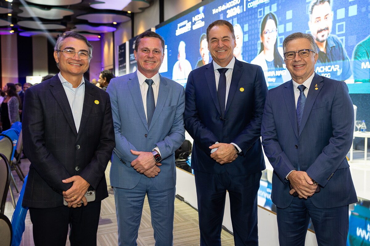 Isaac Sidney (presidente da Febraban), Delcio Sandi, João Galassi e deputado Joaquim Passarinho