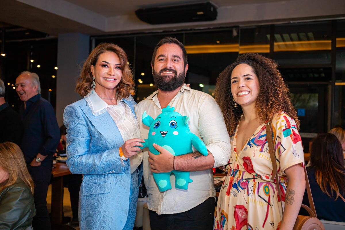 Isabella Carpaneda, Marcos Filipe e Thaisa Barbosa