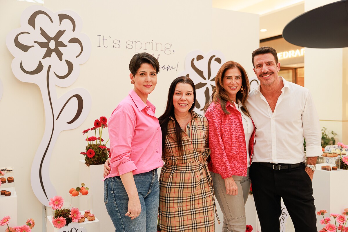 Juliana Queiroz, Ludmila Figueiredo, Juliana Sabino e Bruno Mello