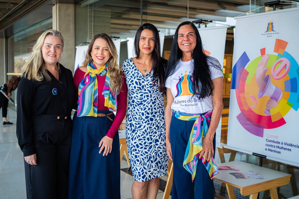 Luciana Soares, Lara Souto, Bárbara Freitas e Mildred Campoi