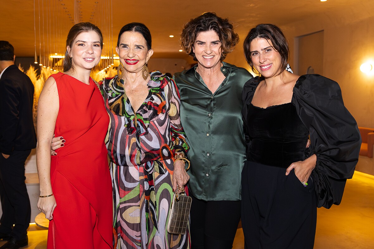 Nathalia Abi-Ackel, Moema Leão, Narcisa Leão e Luíza Bittar