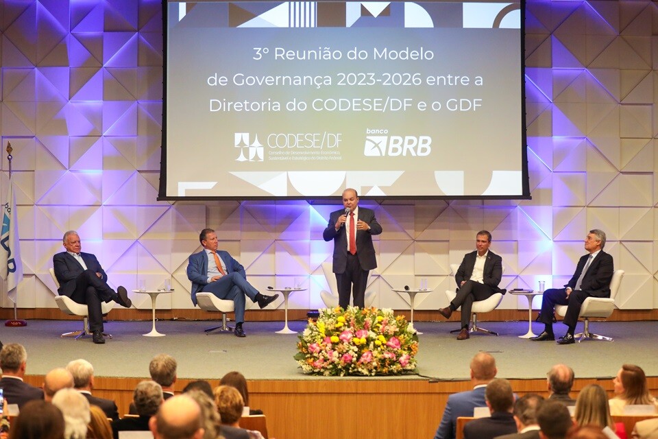 O governador Ibaneis Rocha fez a abertura do evento no Codese-DF, onde detalhou as principais ações em andamento na capital