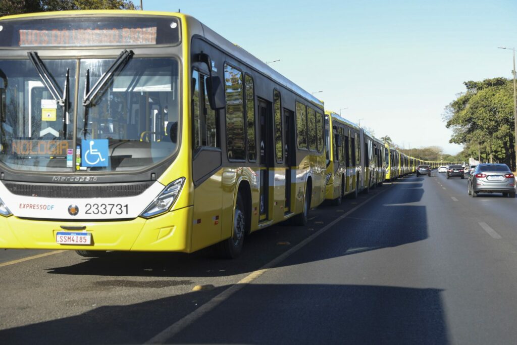 Os 90 ônibus vão circular no sistema do BRT do Gama e de Santa Maria | Foto: Renato Alves/ Agência Brasília