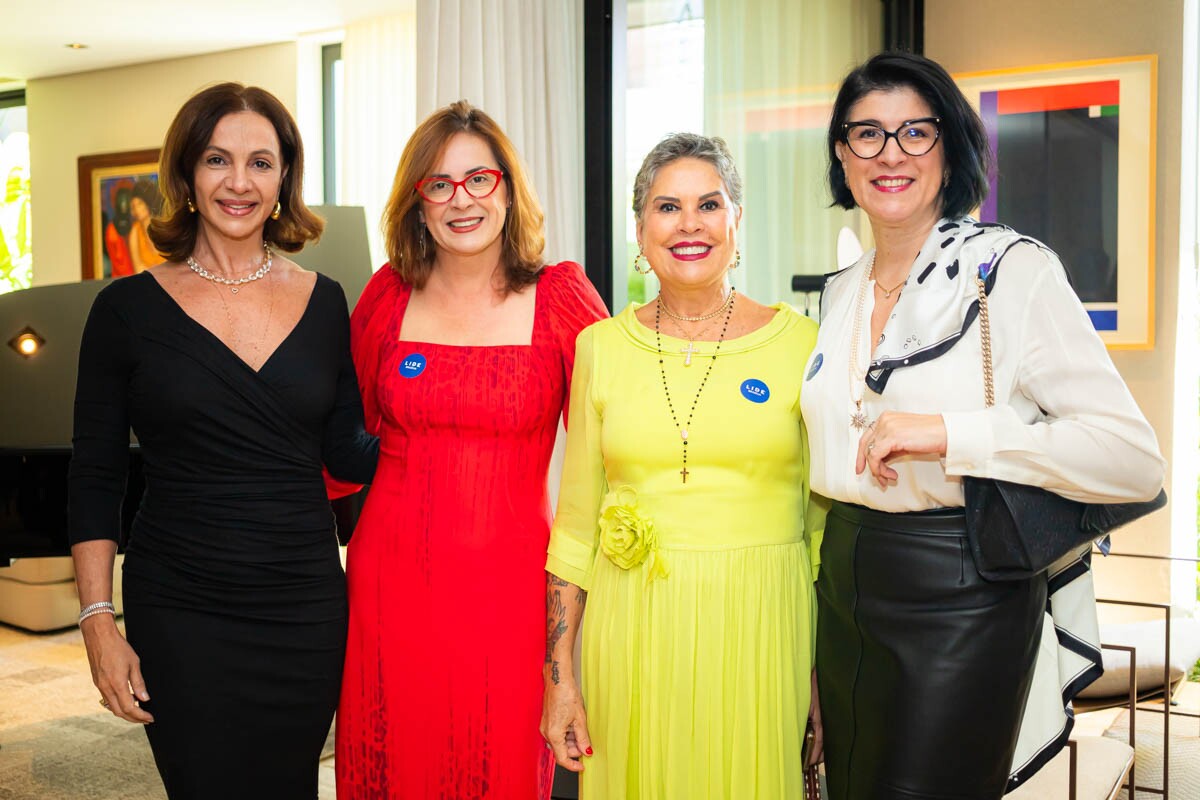 Paula Santana, Rose Rainha, Virgínia Guimarães e Beatriz Guimarães