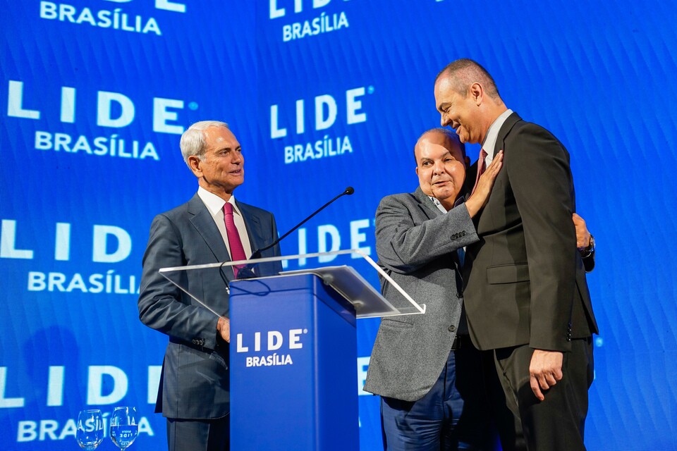 Paulo Octávio, governador Ibaneis Rocha e José Aparecido - Foto Celso Junior