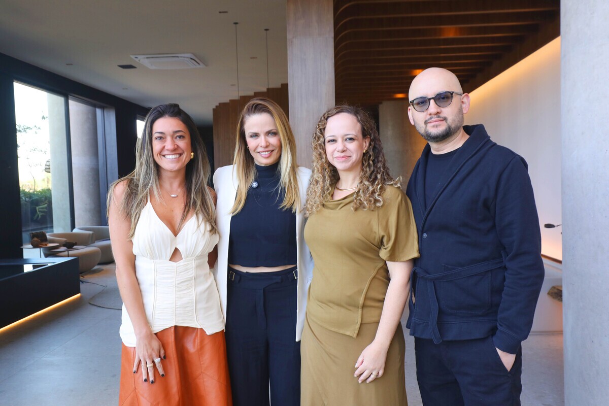 Pipa, Larissa Dias, Lilia Glayna e Eduardo Sainz