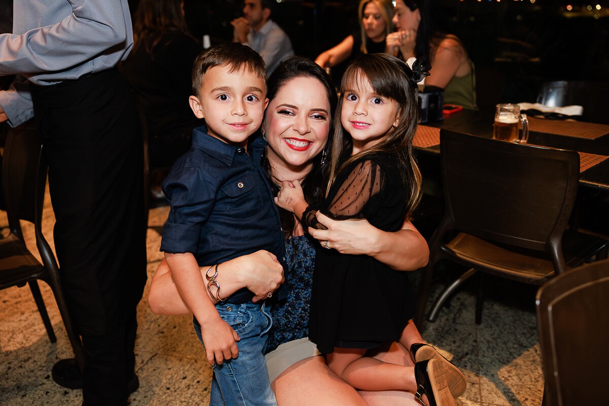 Rafael Silva, Marcella Oliveira e Alice Silva