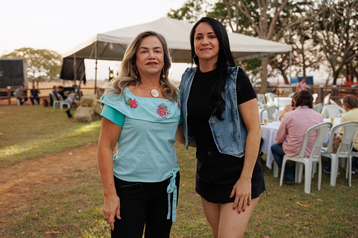 Rosângela Melo e Caroline Santos