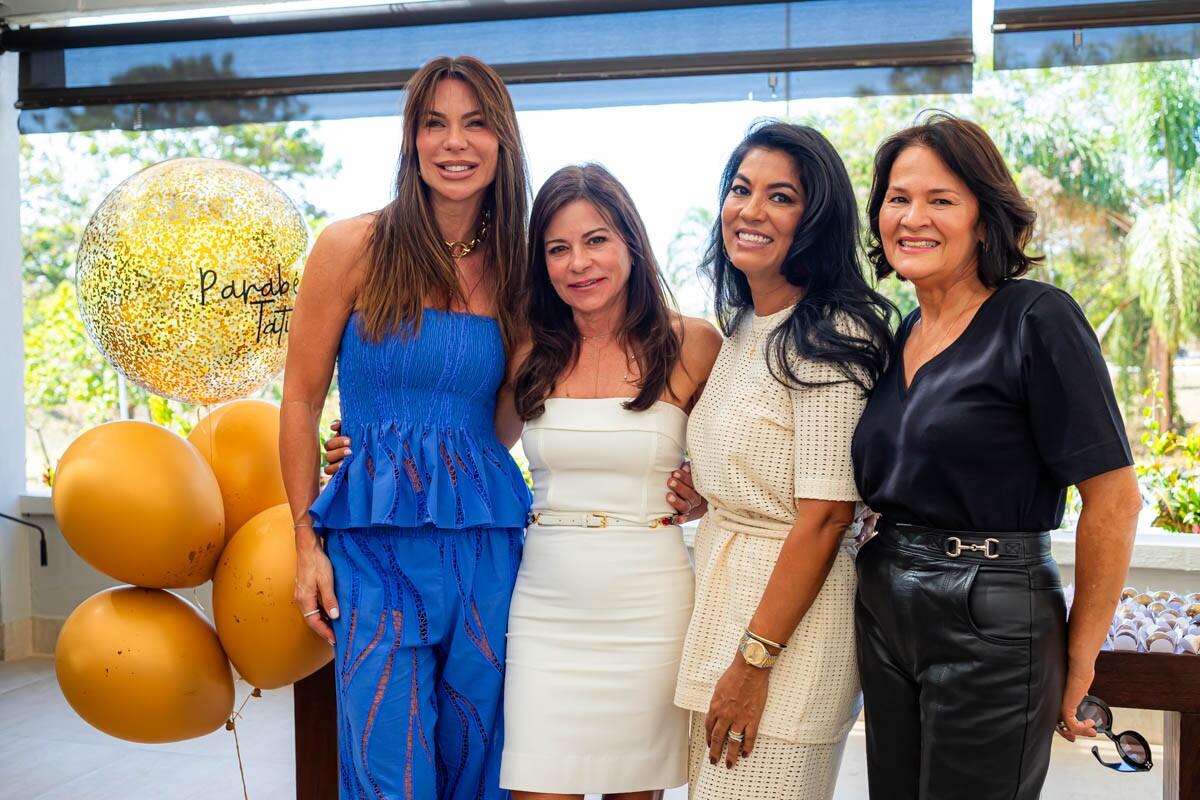 Sylvinha Lacerda, Tati Lacerda, Adriana Lopes e Magnólia Mendes