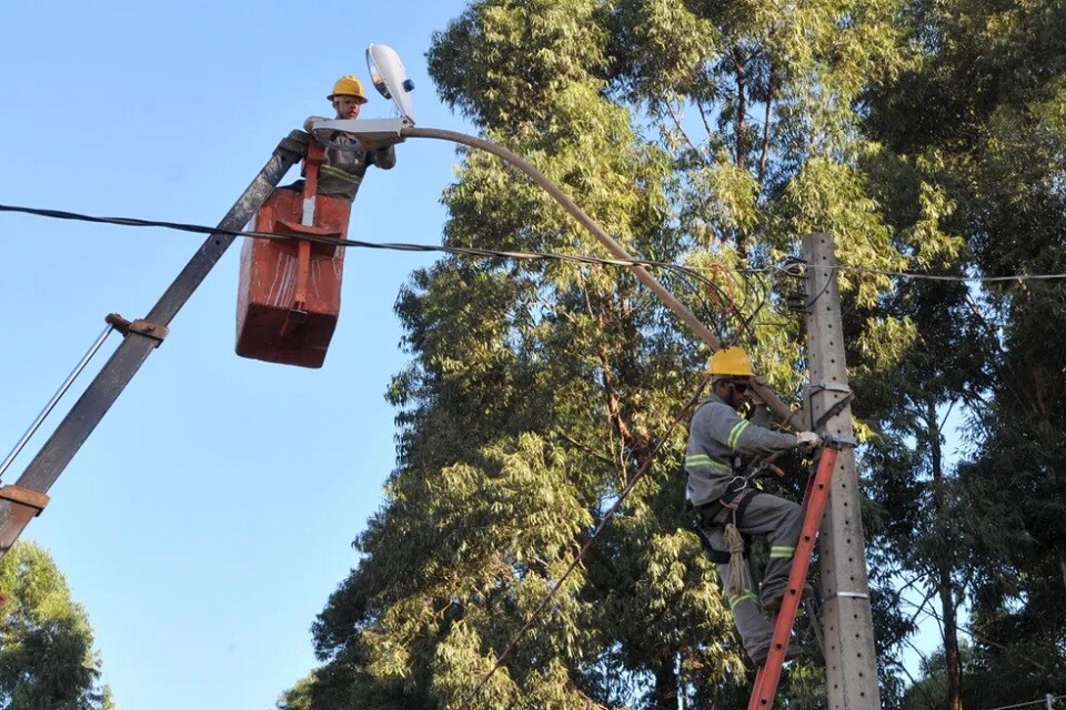 A interrupção ocorre para o remanejamento da rede elétrica | Foto: Renato Araújo/ Agência Brasília