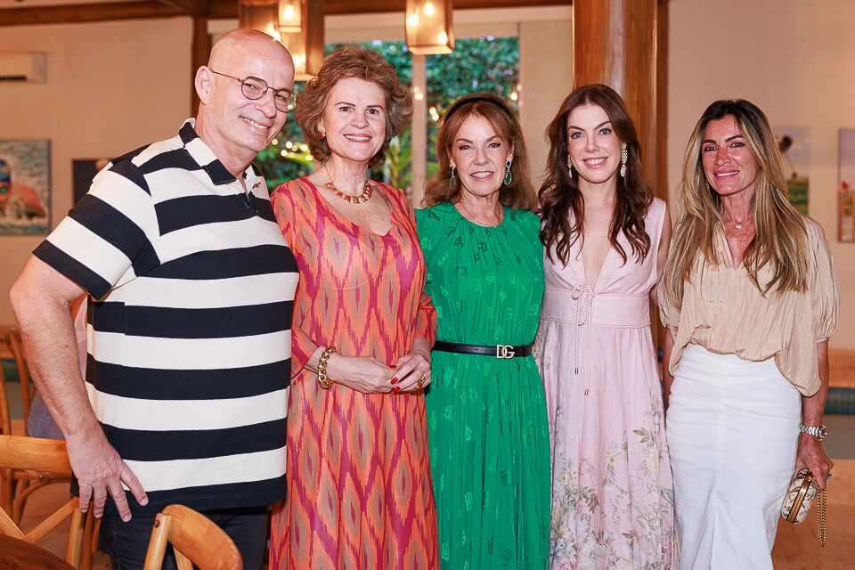 André Sá Rego, Bertha Pellegrino, Theresa Neves, Laura Neves e Simone Coste